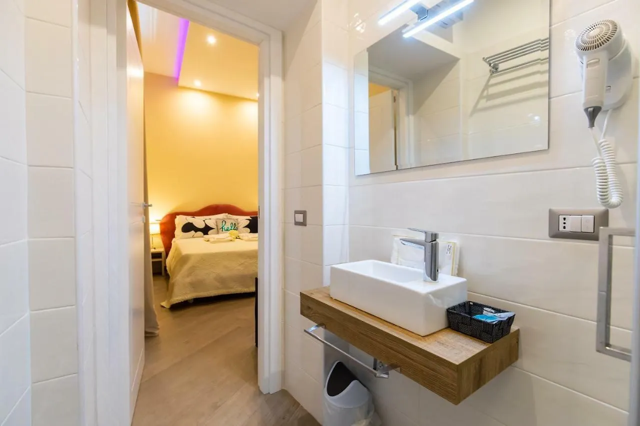 B&B Napoli Holidays Bed & Breakfast