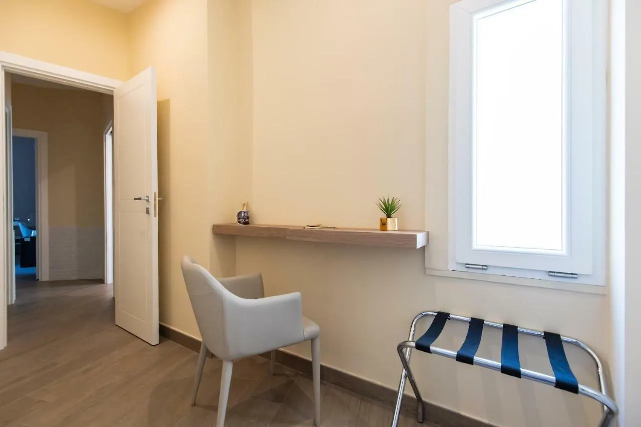 B&B Napoli Holidays 2*, Naples