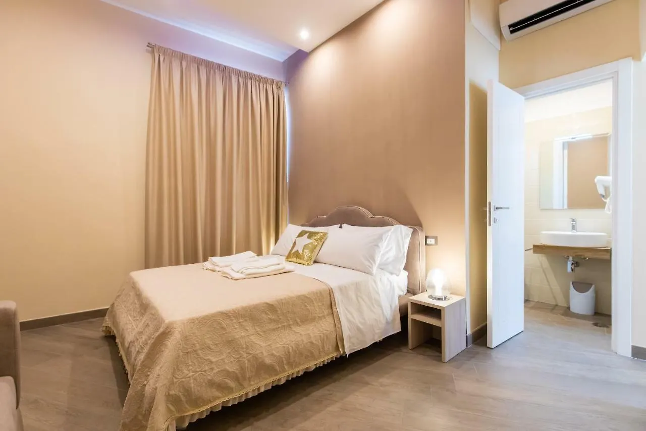 B&B Napoli Holidays 2*,
